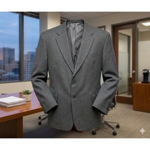 Statements Men's Black & Gray Houndstooth Sport Coat / Jacket. Size R52